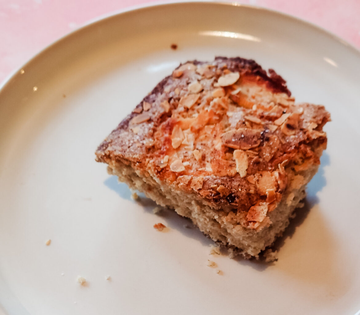 nem bradepandekage med æble